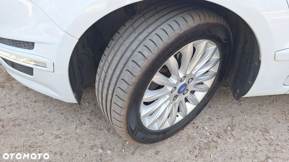 Ford S-Max 2.0 TDCi DPF Titanium - 39