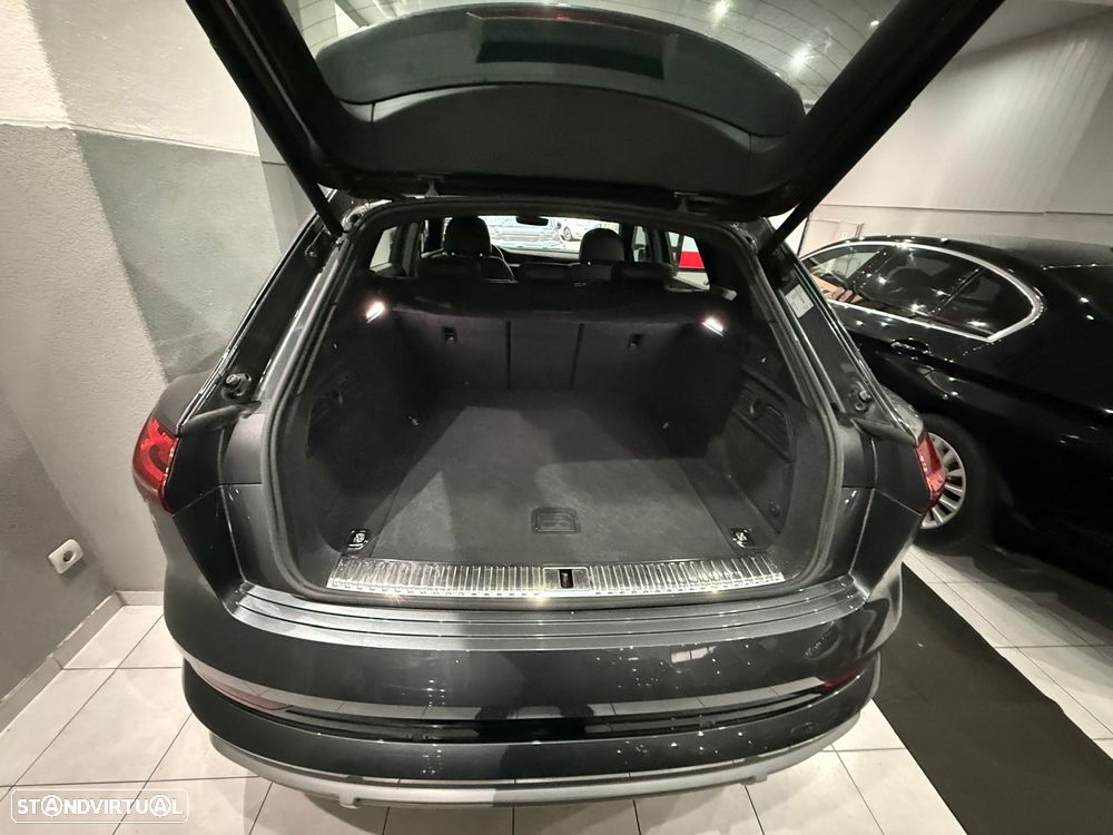 Audi e-tron 55 quattro S line - 41