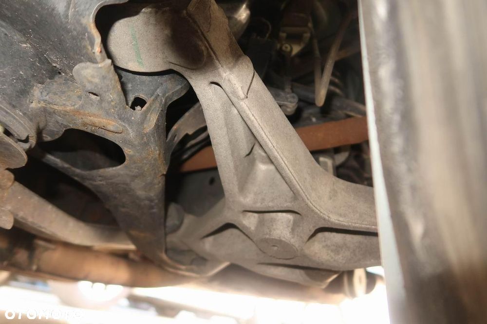 Jaguar XK 5.0 Portfolio - 14