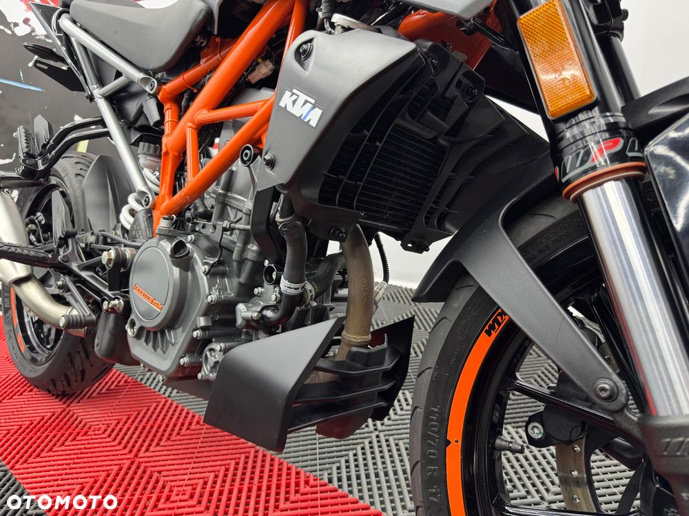 KTM Duke - 32