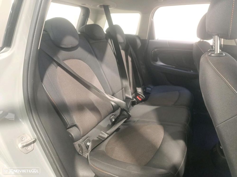 MINI Countryman Cooper SE Premium Essential Auto - 9