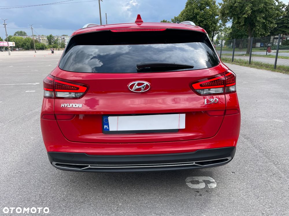 Hyundai i30 Kombi 1.5 T-GDI 48V-Hybrid DCT Prime - 11