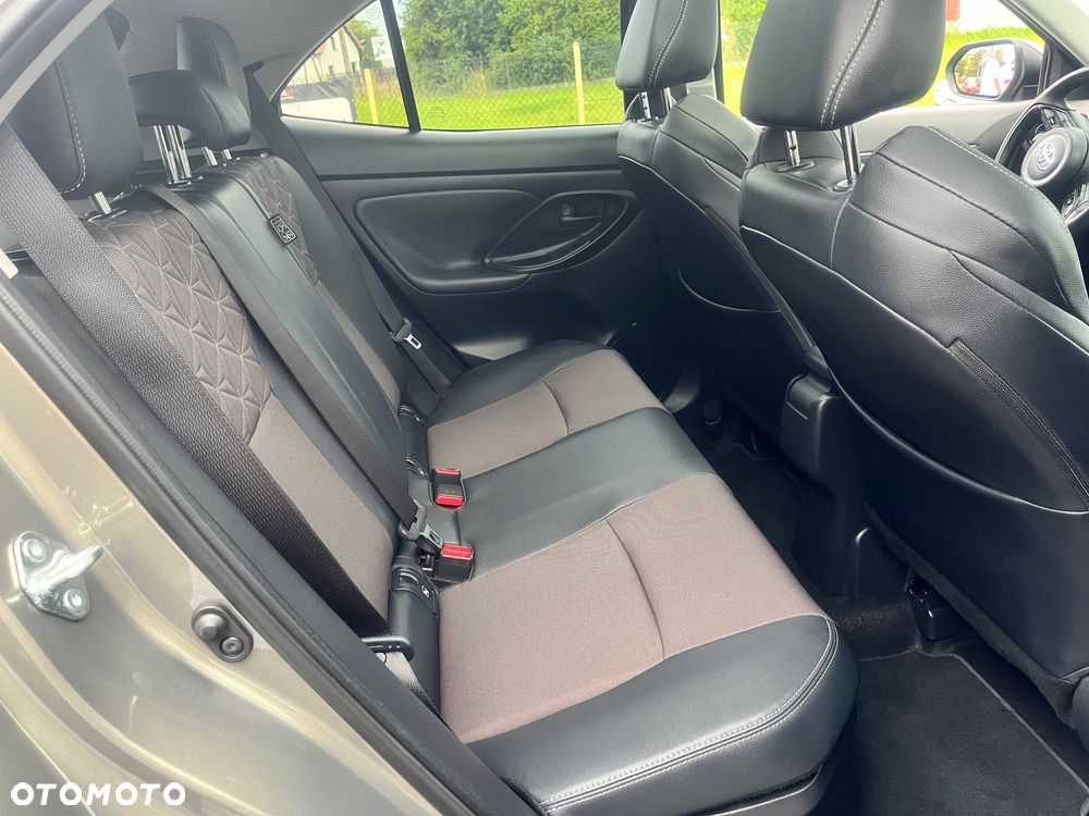 Toyota Yaris Hybrid 1.5 VVT-i GR SPORT - 20