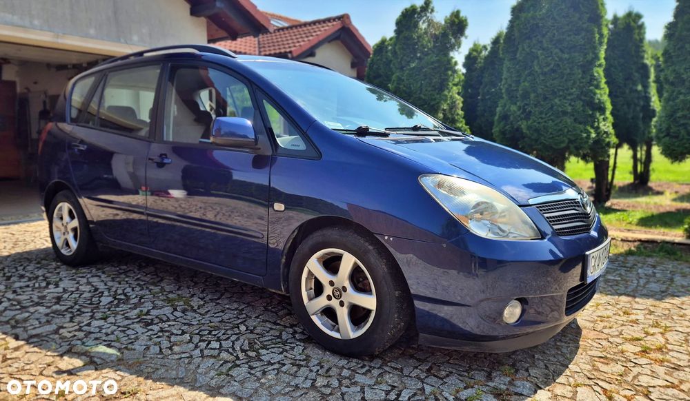 Toyota Corolla Verso 2.0 D-4D Terra - 3