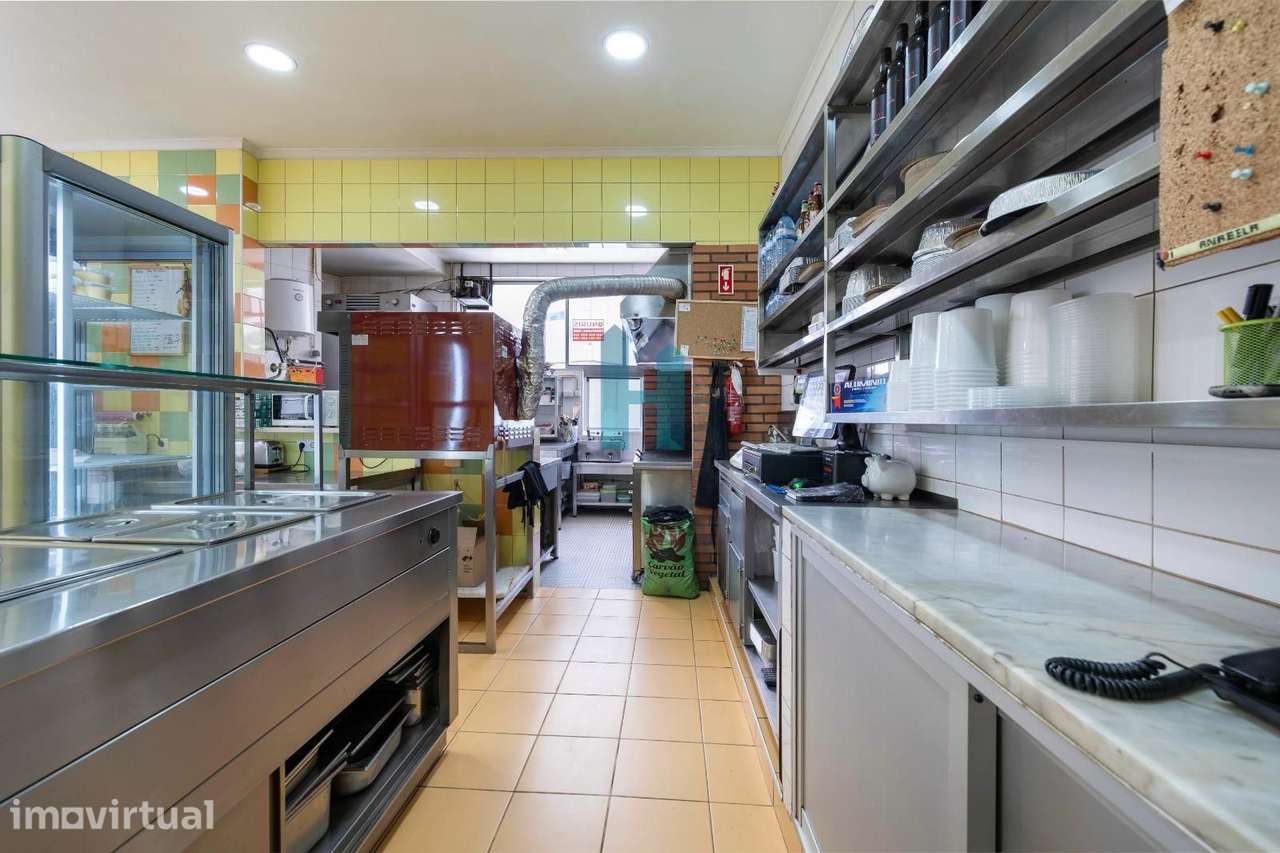 Excelente Oportunidade de Trespasse – Restaurante de Frangos no Churra - Grande imagem: 4/15
