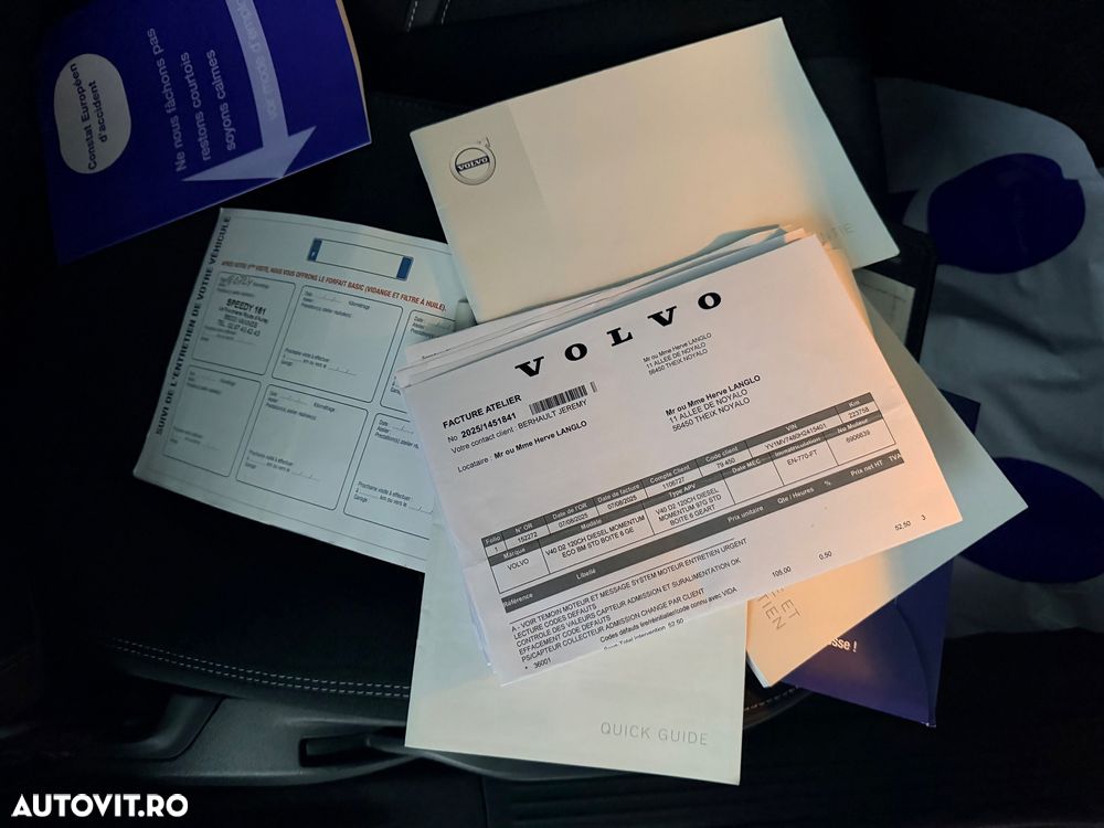 Volvo V40 D2 Geartronic Momentum - 36