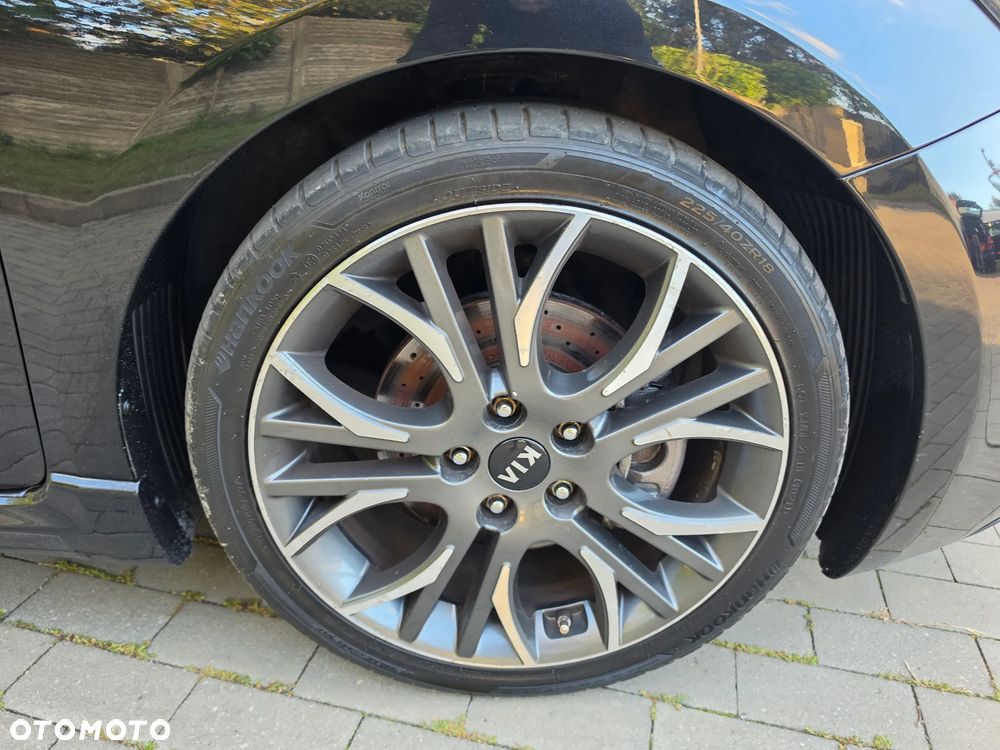Kia Ceed - 13