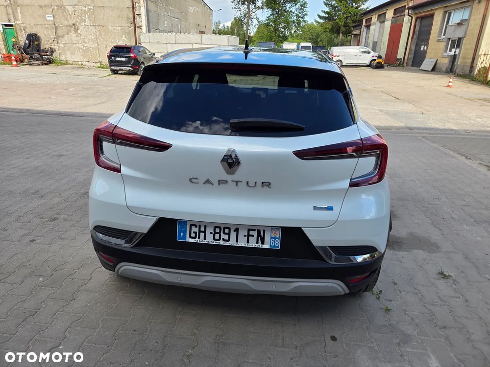 Renault Captur E-TECH 160 INITIALE PARIS - 8