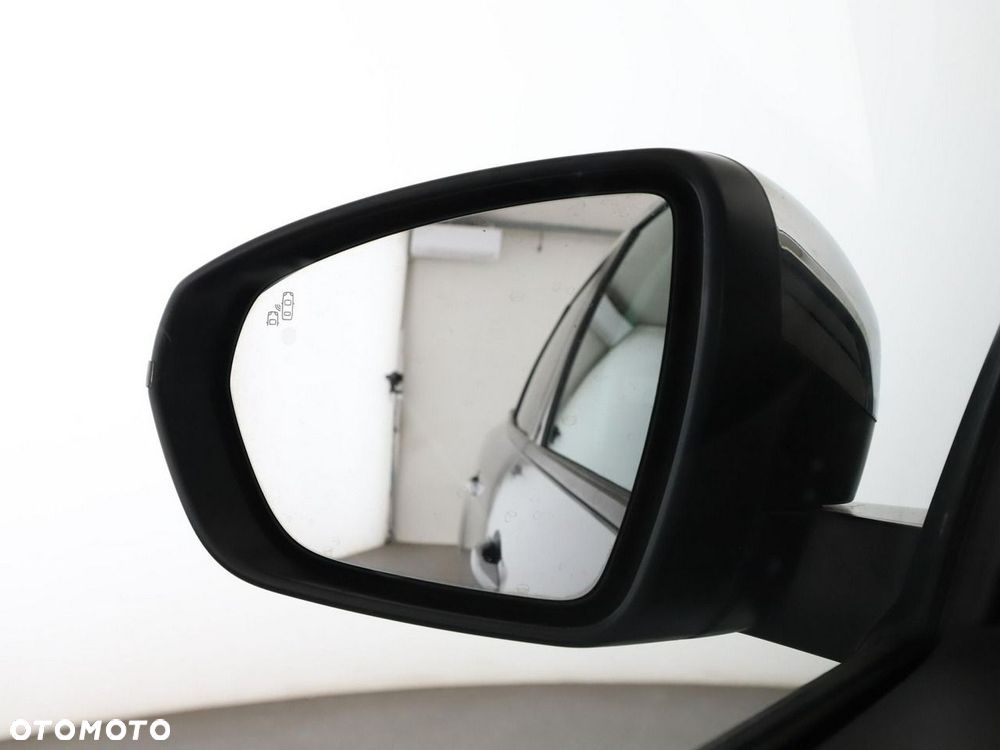 Peugeot 3008 1.5 BlueHDi Active Pack S&S EAT8 - 39