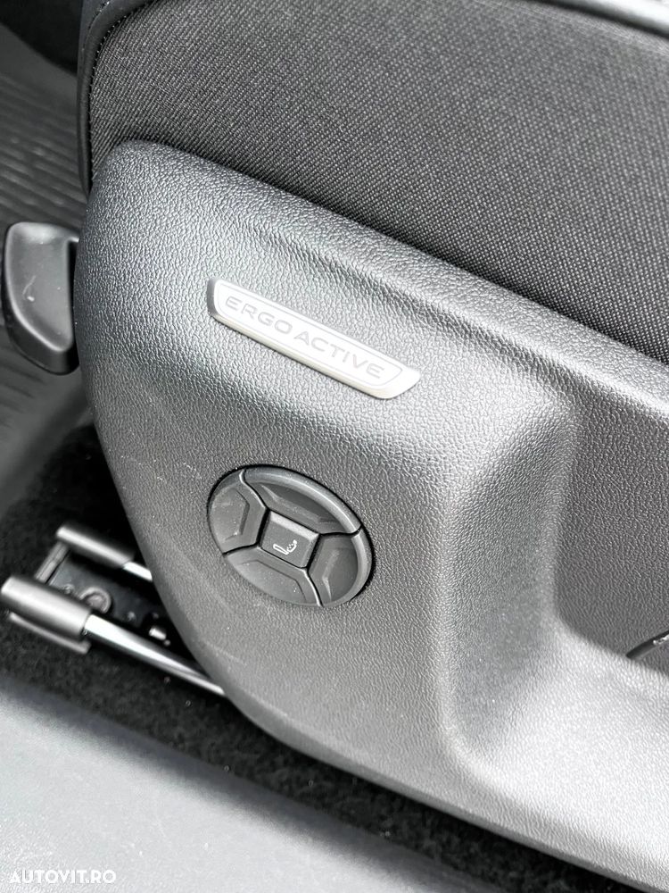 Volkswagen Tiguan 2.0 TDI SCR DSG Elegance - 36