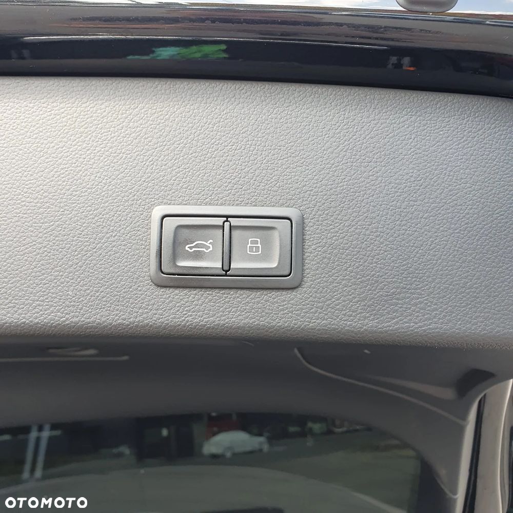 Audi A6 Avant 2.0 TDI Quattro S tronic - 9