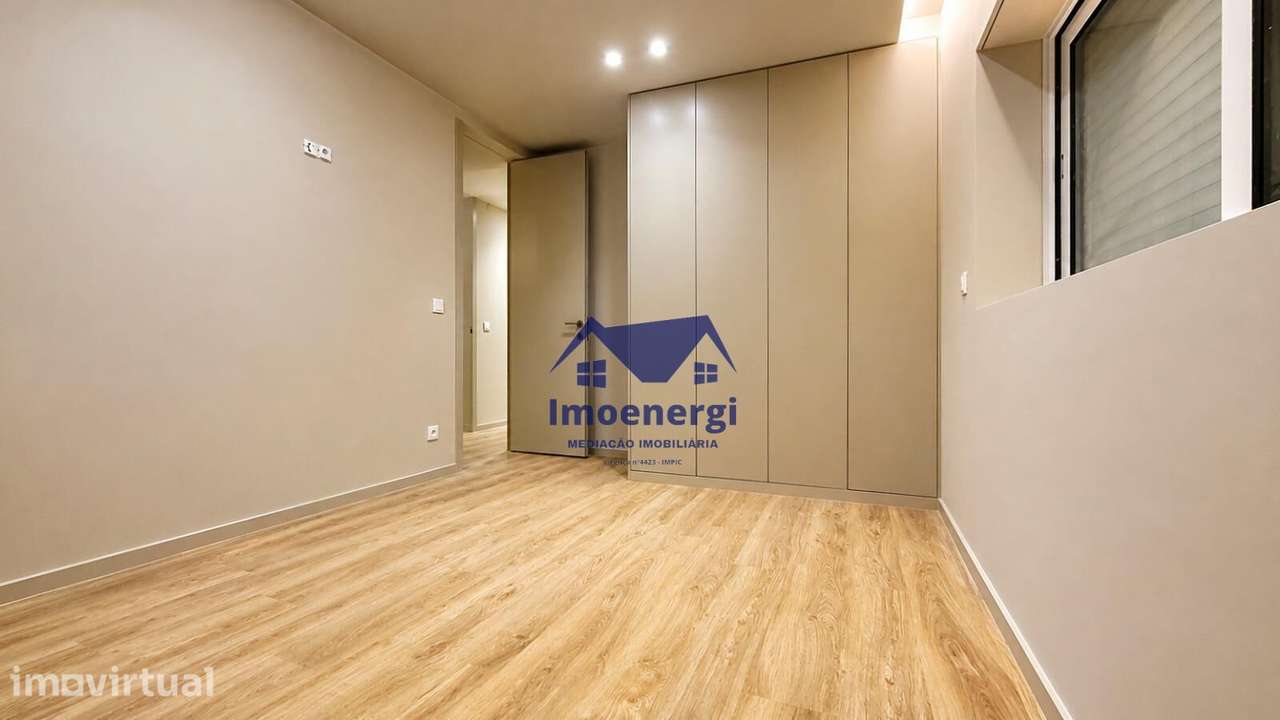 Apartamento T3 Duplex - Póvoa de Varzim - Grande imagem: 4/18