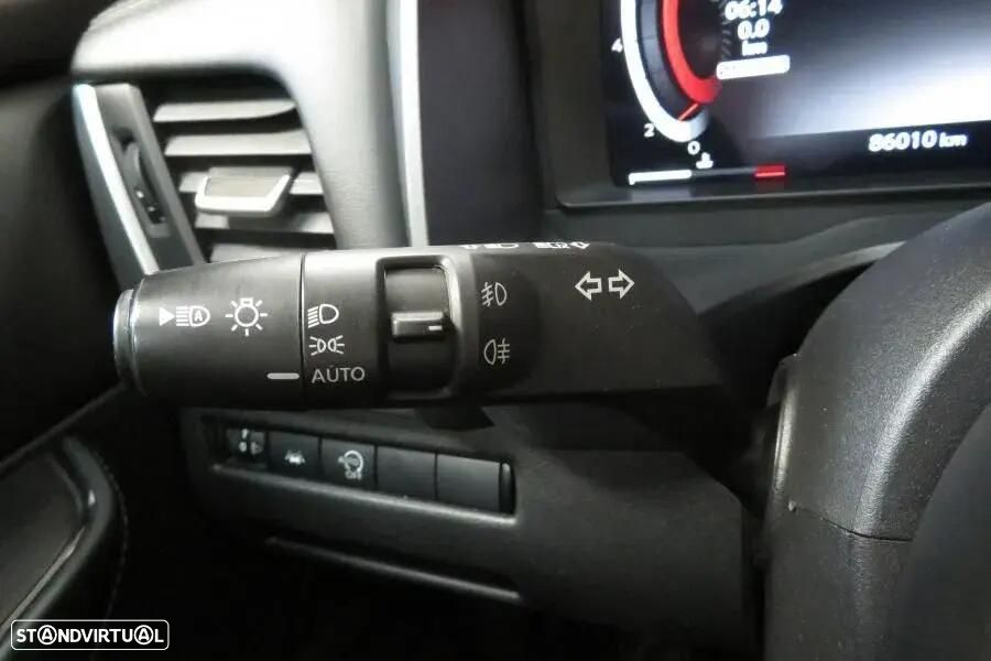 Nissan Qashqai 1.3 DIG-T N-Connecta LED Xtronic — fotografia 4
