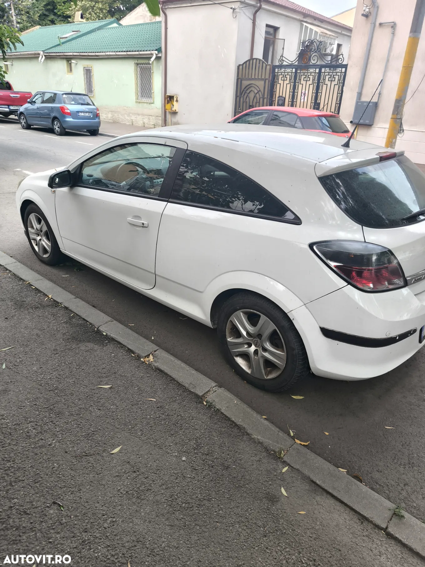 Opel Astra GTC 1.4i Enjoy - 3