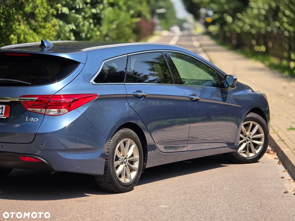 Hyundai i40 Kombi blue 1.6 Family+ - 41