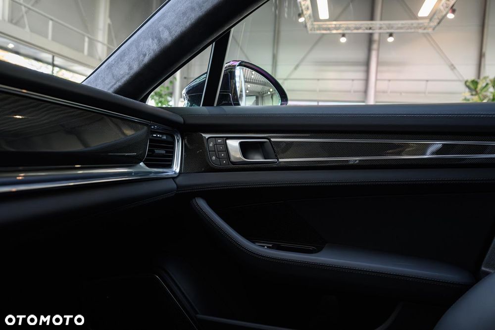 Porsche Panamera 4S E-Hybrid - 11