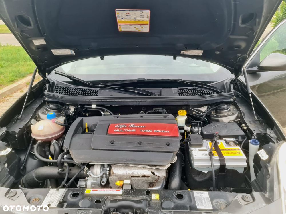 Alfa Romeo Giulietta 1.4 TB 16V Multiair Collezione - 33