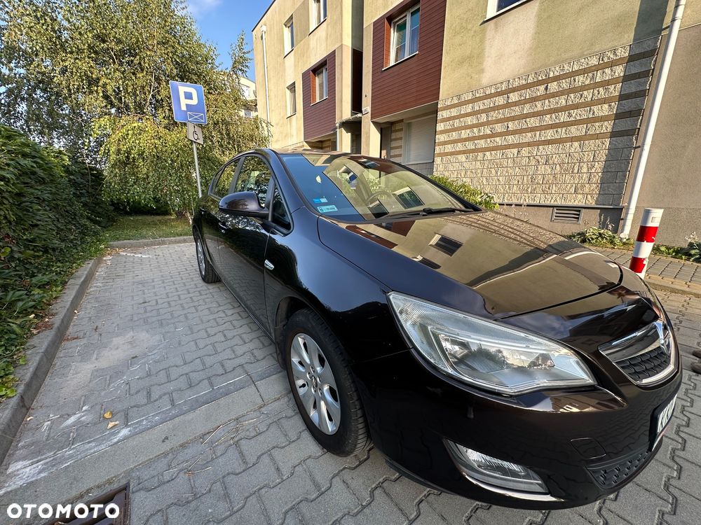 Opel Astra 1.6 - 12