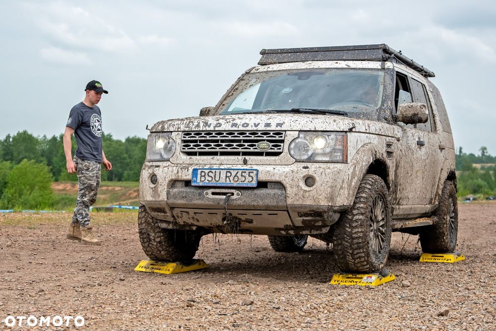 Land Rover Discovery 5.0 V8 HSE - 24