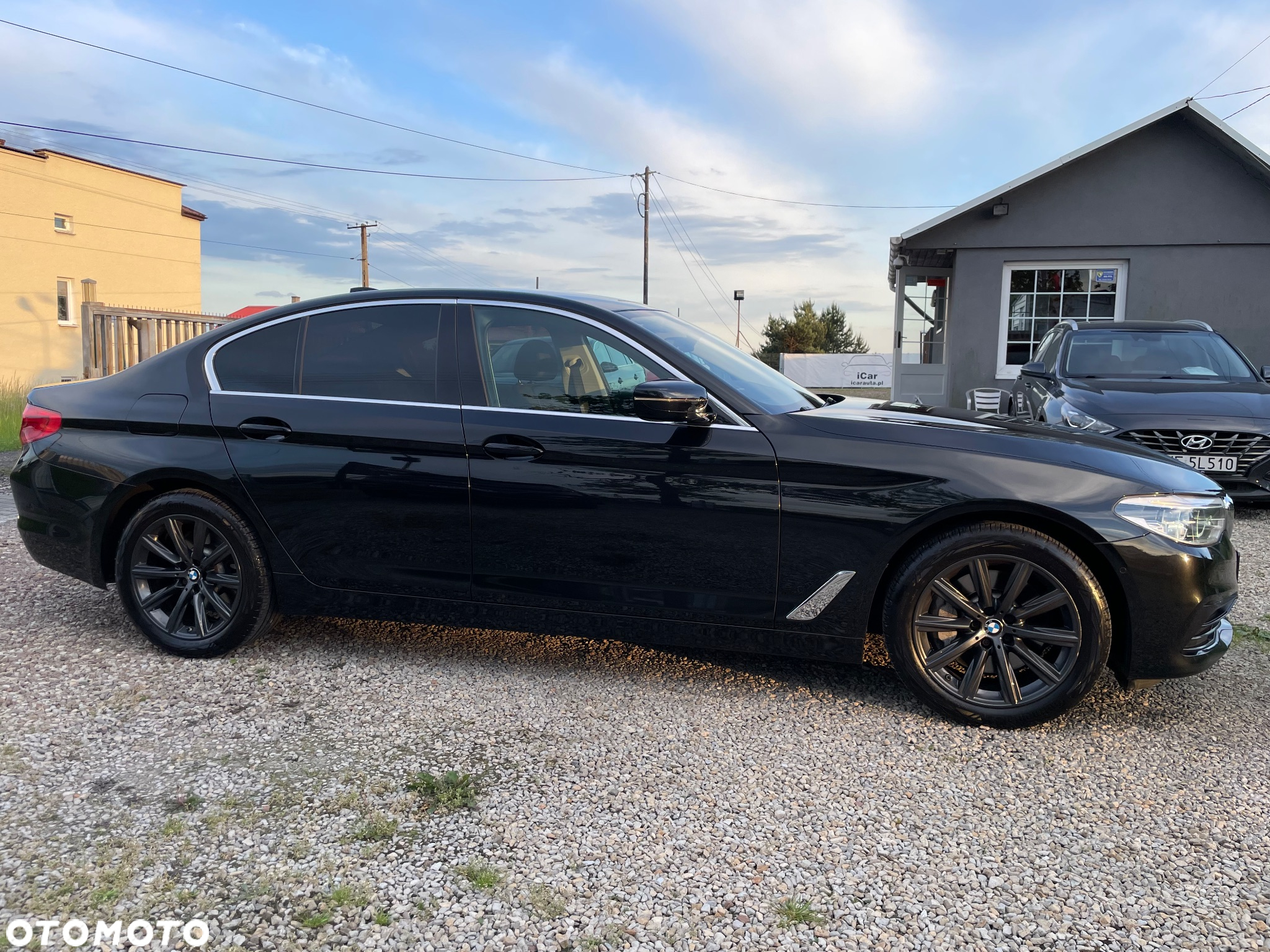 BMW Seria 5 530i xDrive Sport Line sport - 10