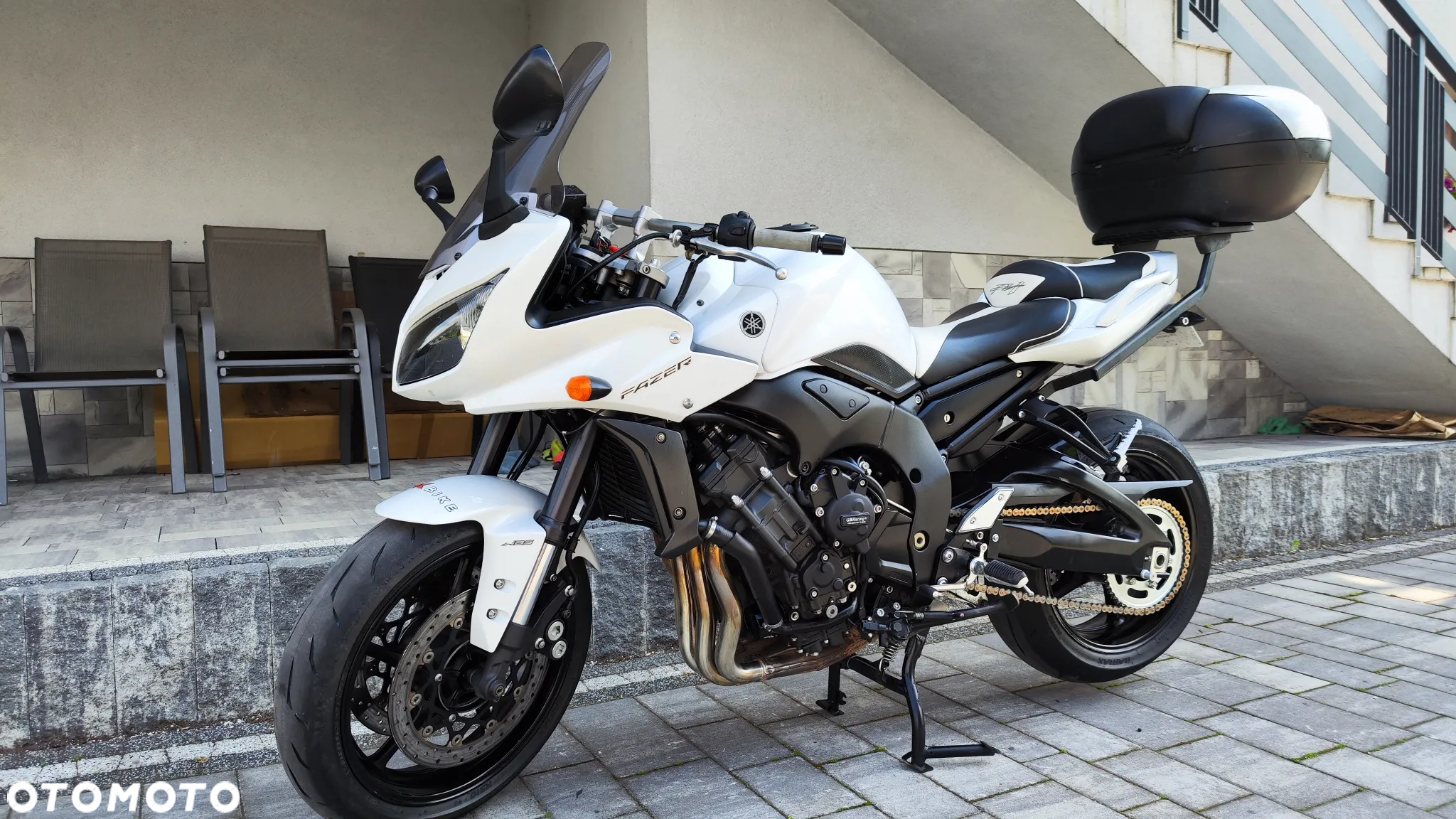 Yamaha FZS - 6