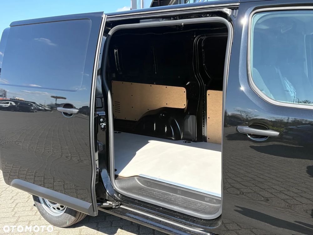 Opel Vivaro - 18