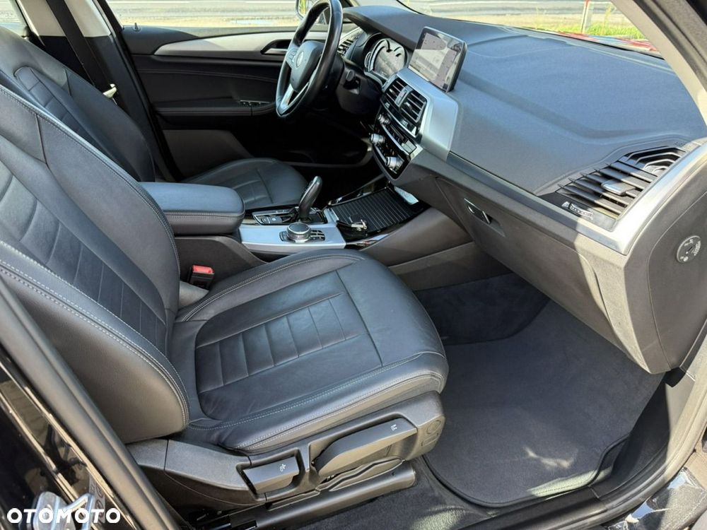 BMW X3 xDrive20d xLine - 16