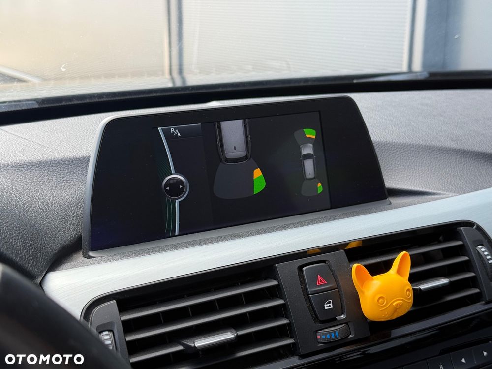 BMW Seria 3 320d - 36