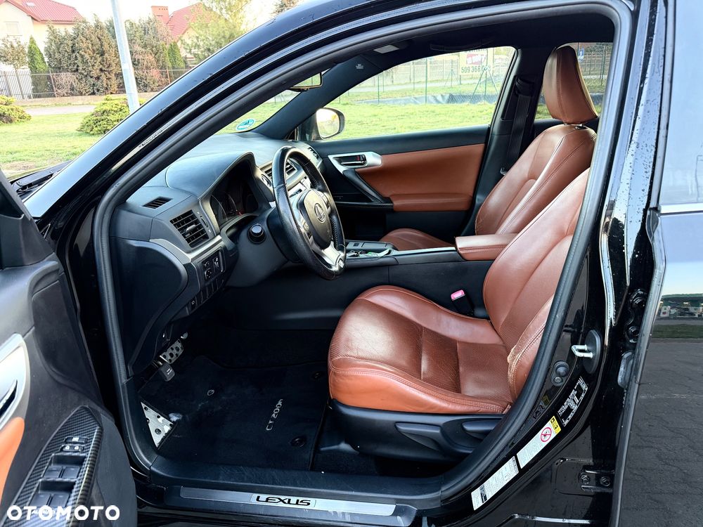 Lexus CT 200h F Sport - 9