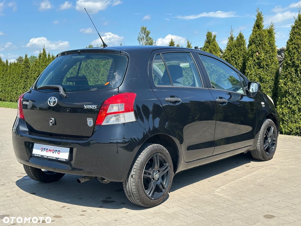 Toyota Yaris 1.33 Sol - 12
