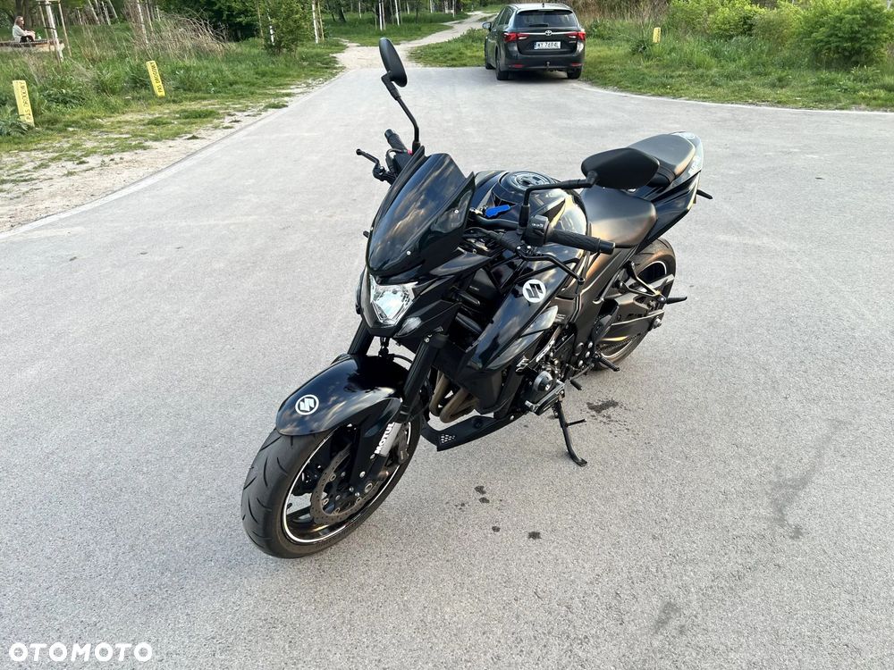 Suzuki GSX - 4