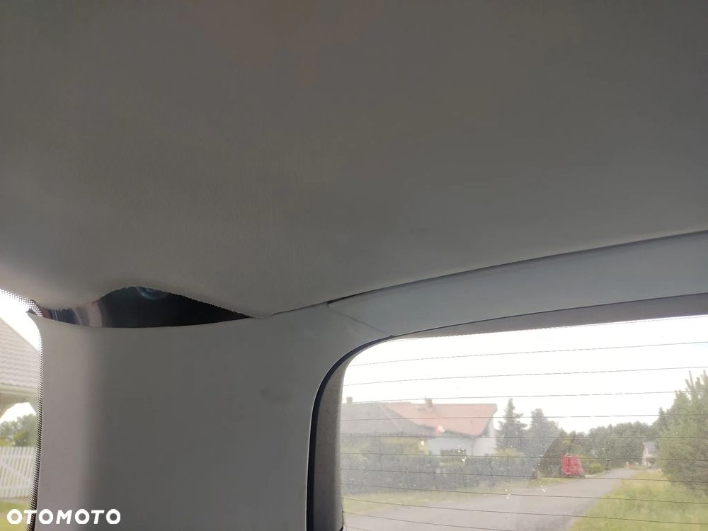 Volkswagen Passat 2.0 TDI DSG BlueMotion Technology Comfortline - 24