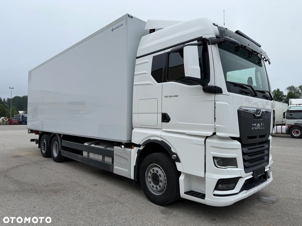 MAN TGX 26.400 6X2*4 EURO6 + SIDE OPENING - 4