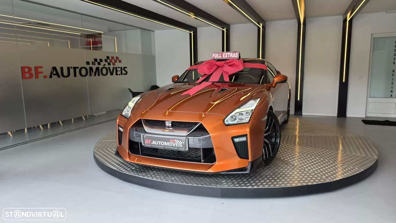Nissan GT-R Prestige Edition - 12