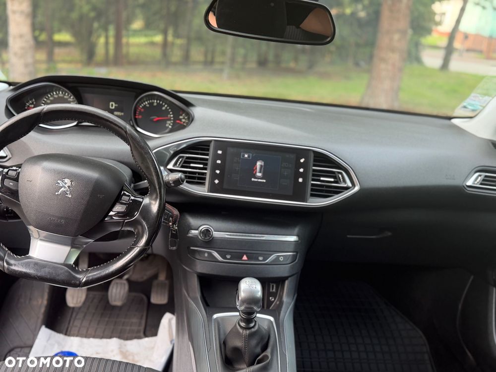 Peugeot 308 BlueHDi 150 Stop & Start Allure - 8