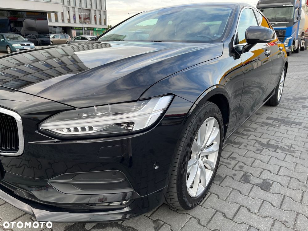 Volvo S90 D4 AWD Geartronic Momentum - 26
