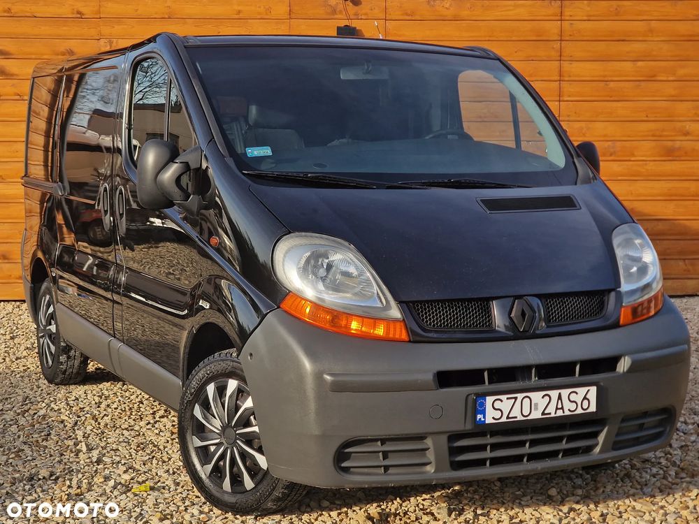 Renault Trafic Passenger - 18