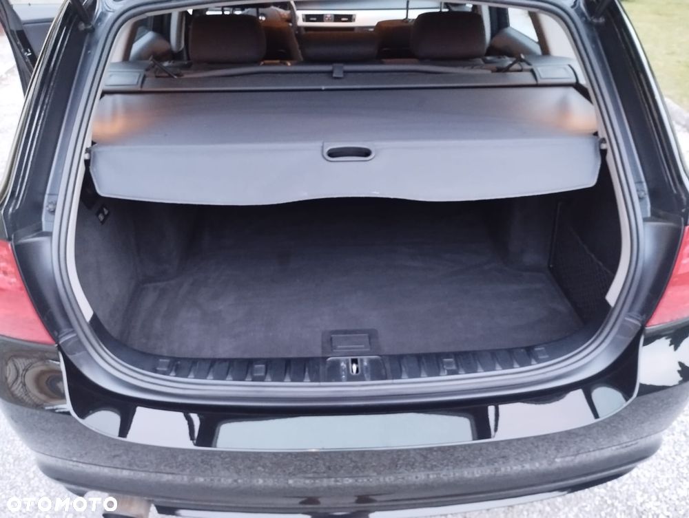 BMW Seria 3 318d - 7