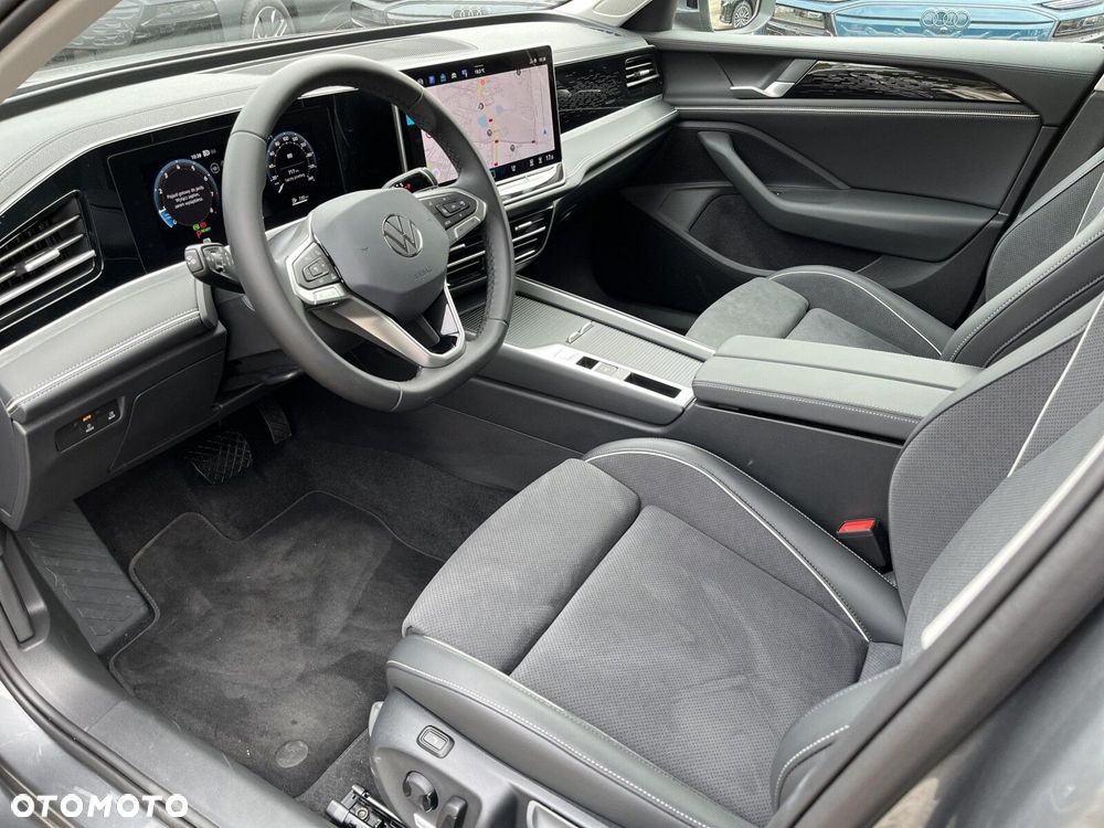 Volkswagen Passat - 24