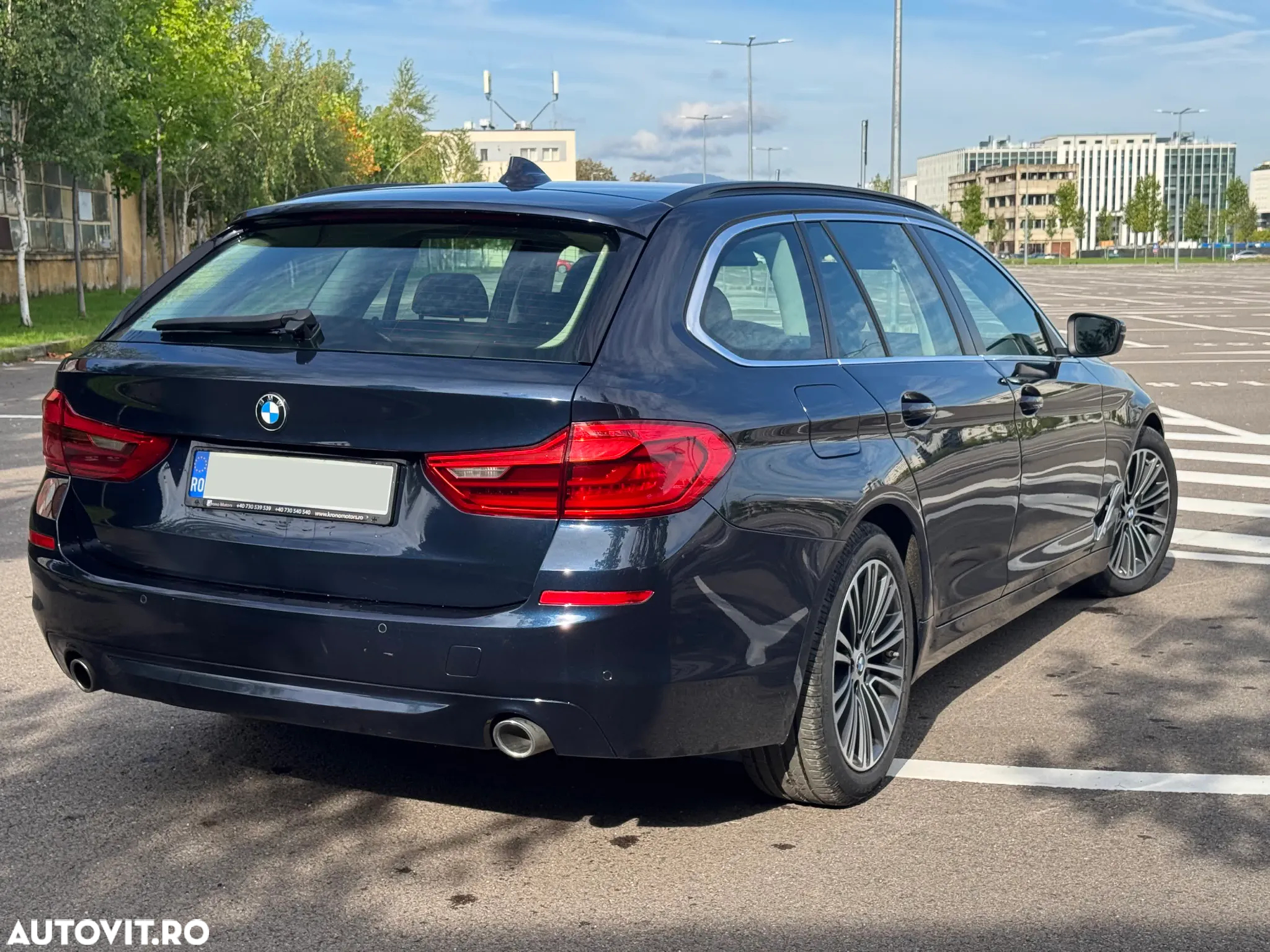 BMW Seria 5 518d AT MHEV - 2