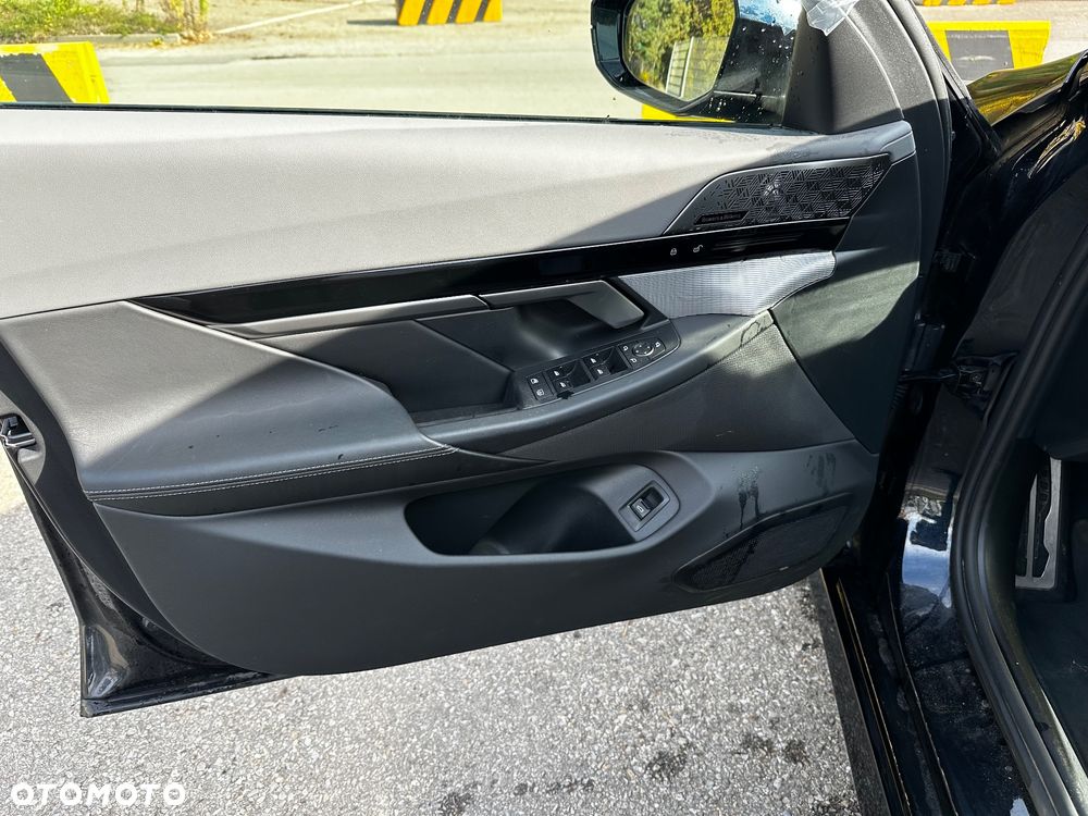 BMW Seria 5 520d xDrive mHEV M Sport - 14