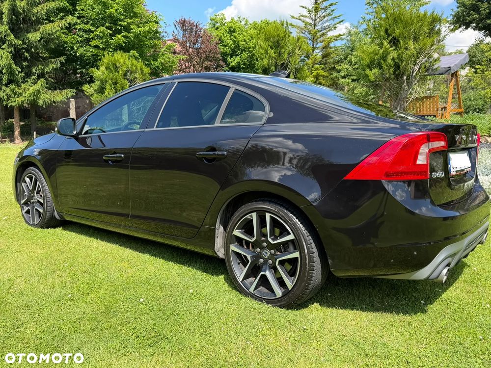 Volvo S60 T5 Drive-E Dynamic Edition (Momentum) - 2
