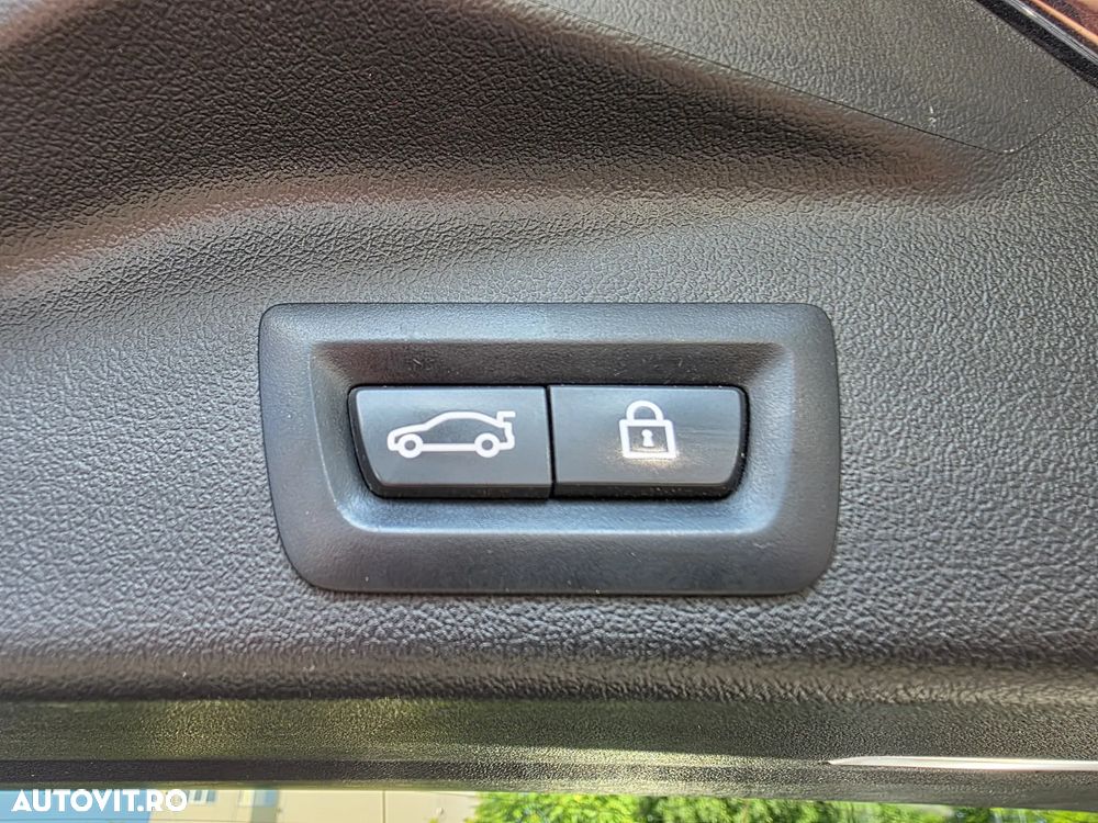 BMW X5 xDrive30d xLine - 28