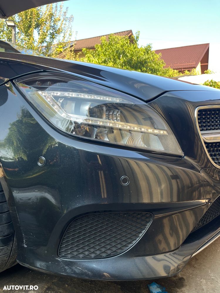 Mercedes-Benz CLS 220 d Aut - 2