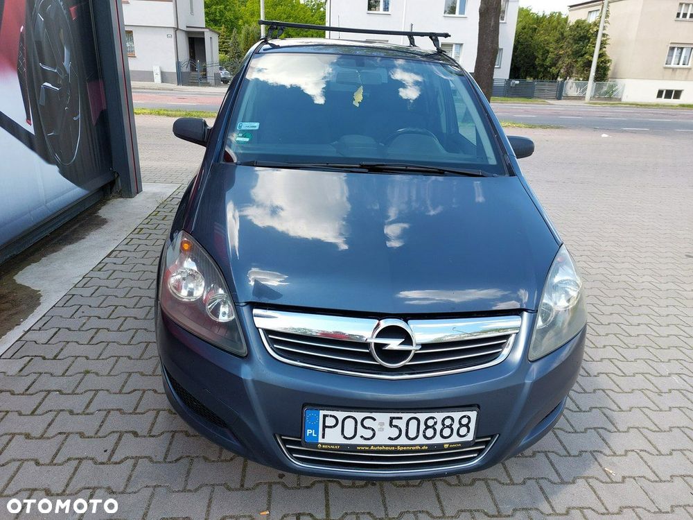 Opel Zafira - 2
