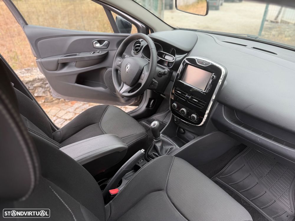 Renault Clio ENERGY TCe 90 Start & Stop Experience - 18