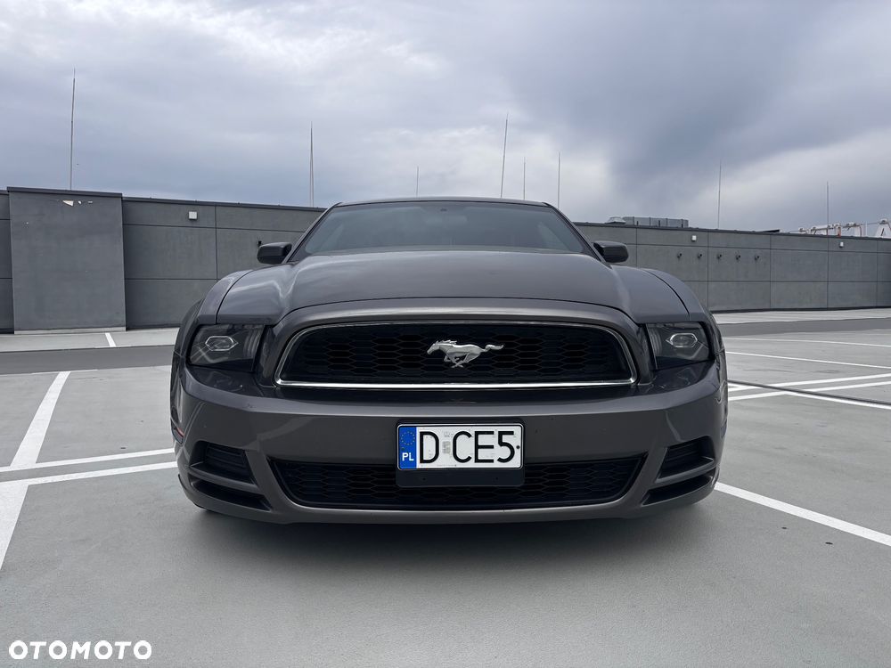 Ford Mustang 2013 photo 2