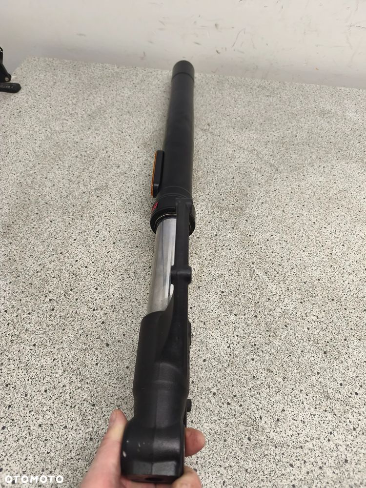 Laga prawa, amortyzator prawy, zawieszenie przód, przednie Triumph Trident 660 2022 - 6