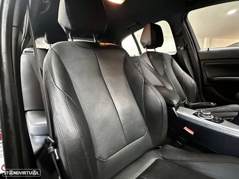 BMW 120 d xDrive Pack M - 24