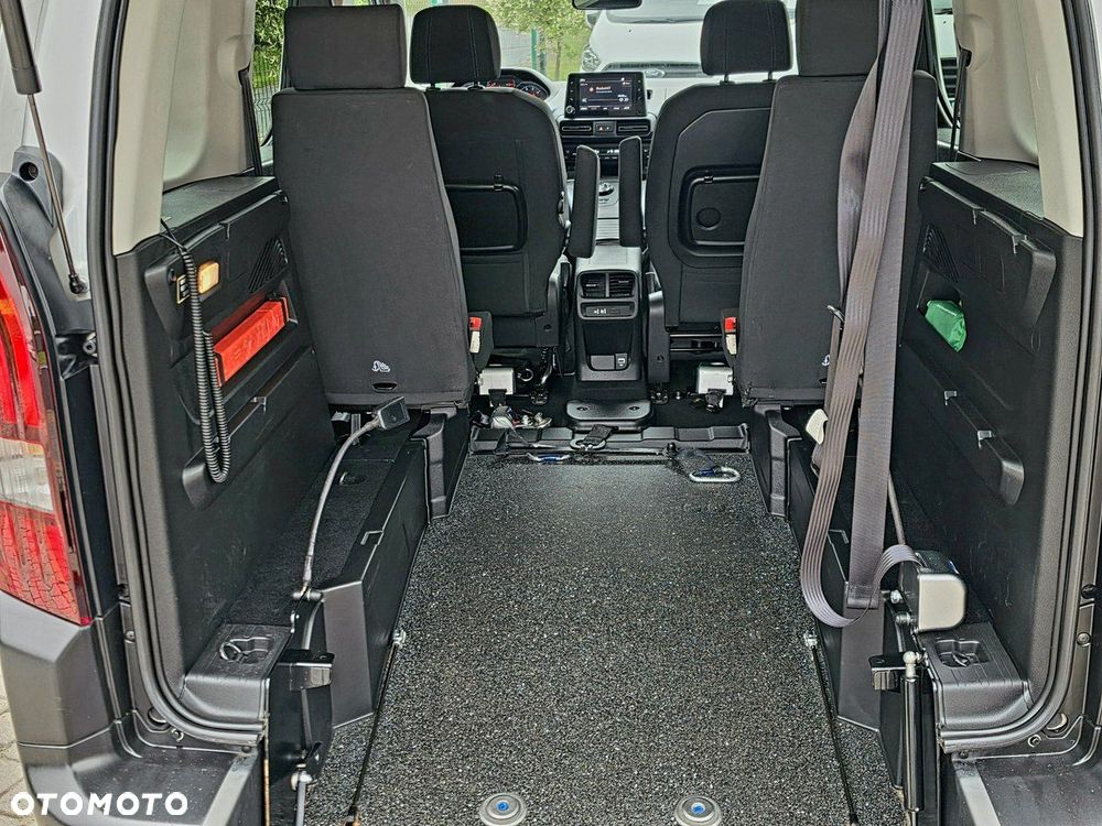 Peugeot Rifter - 7